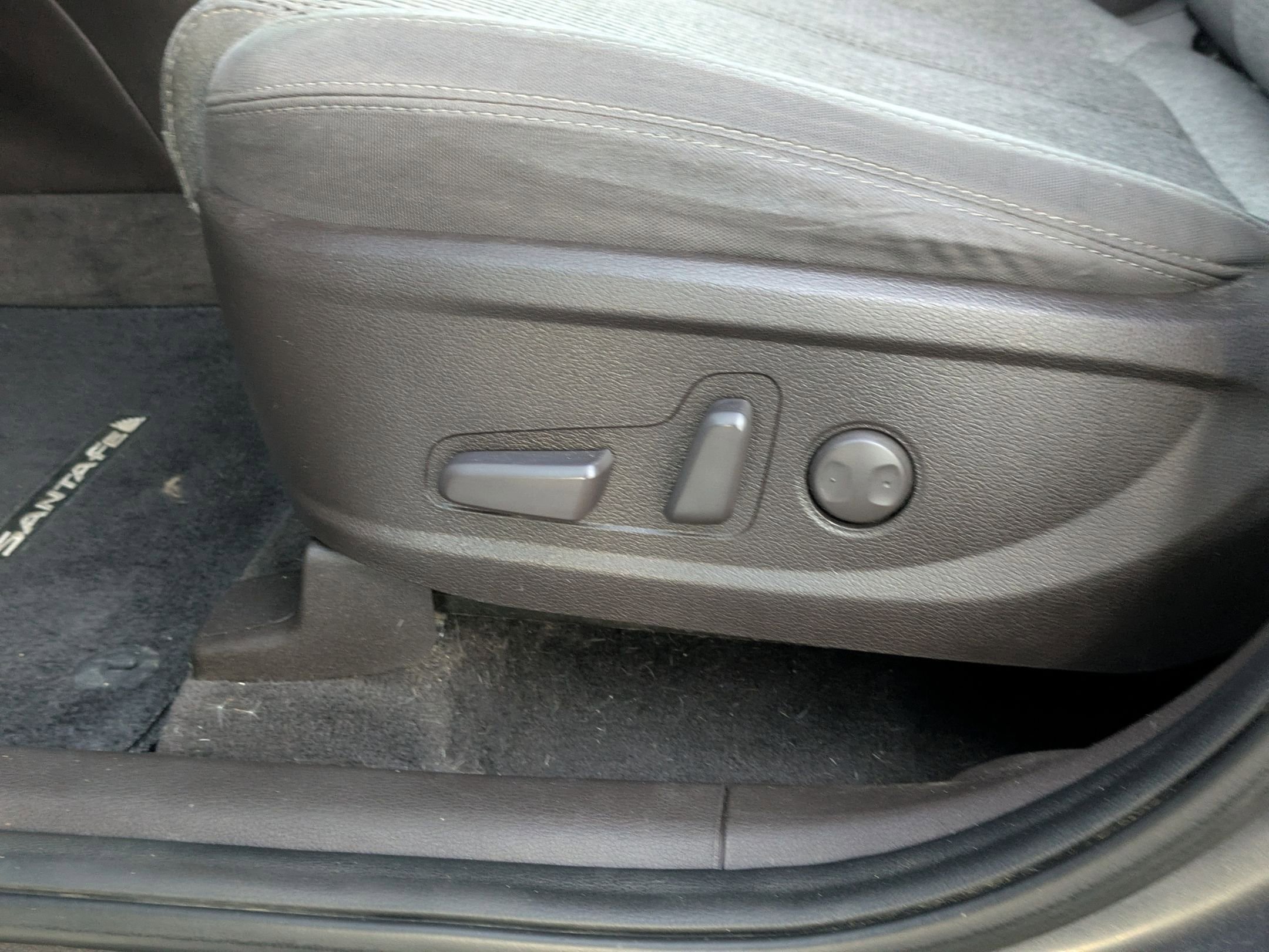 Used 2020 Hyundai Santa Fe SEL image 20