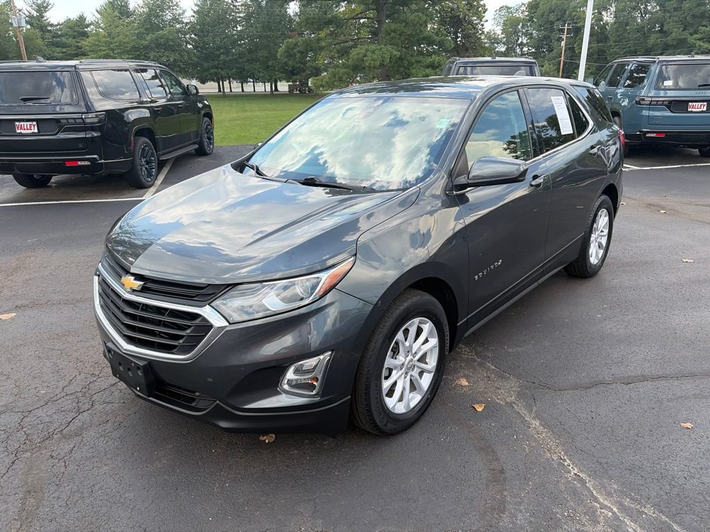 Used 2020 Chevrolet Equinox LT FWD image 2