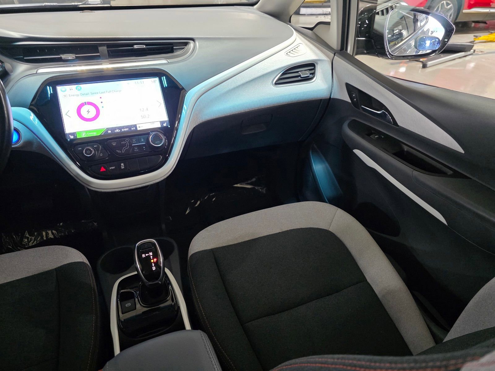 Used 2020 Chevrolet Bolt LT FWD image 17