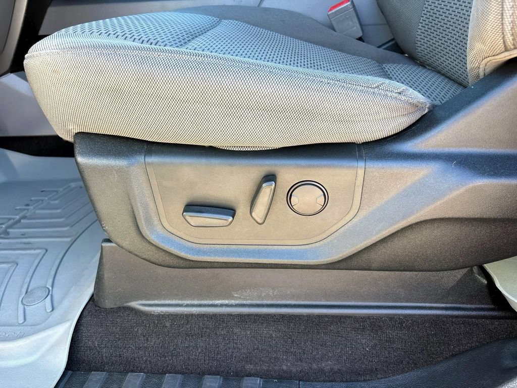 Used 2019 Ford F150 XLT w/ Equipment Group 302A Luxury AWD/4WD image 32