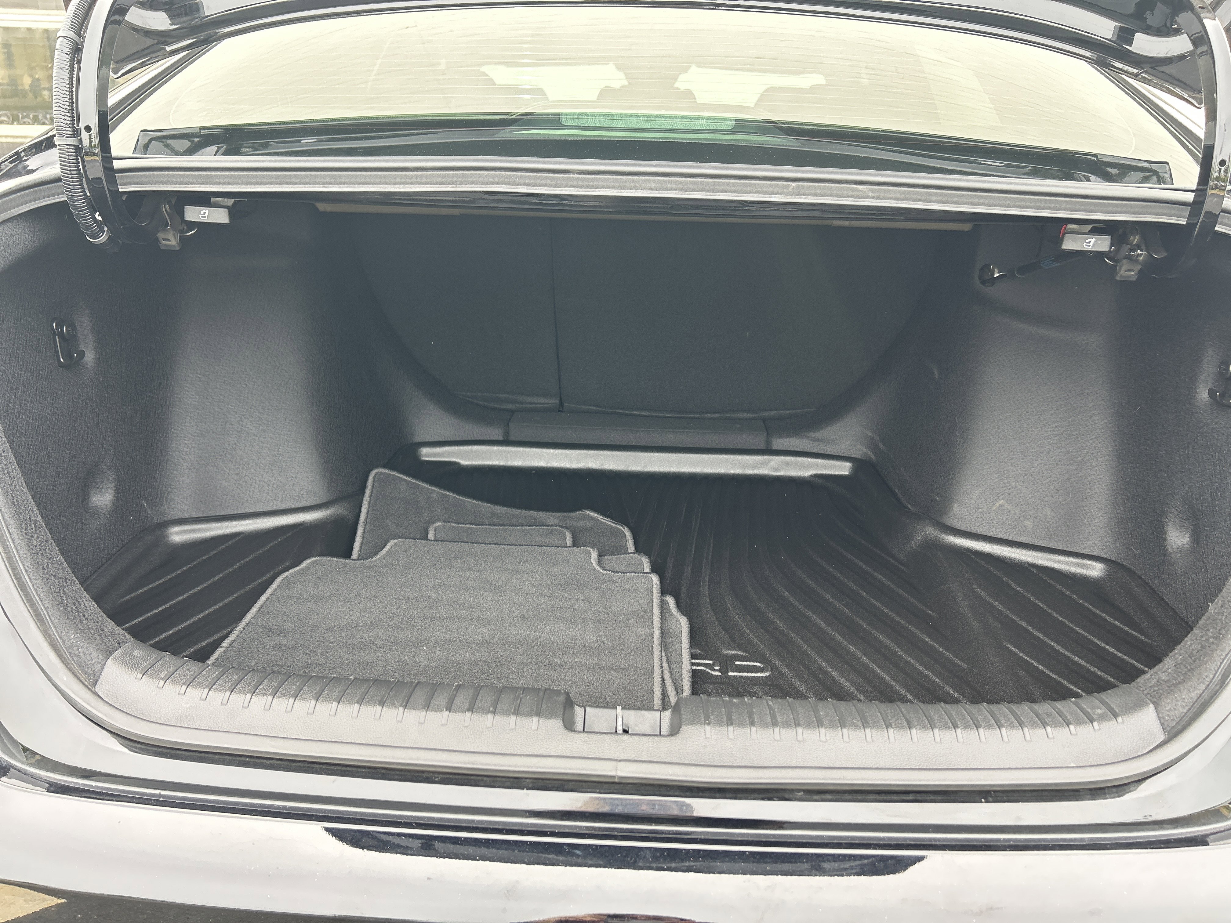 Certified 2025 Honda Accord SE image 30
