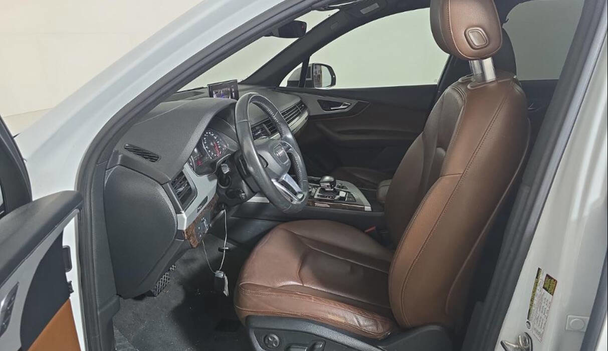 Used 2019 Audi Q7 2.0T Premium w/ Convenience Package image 6