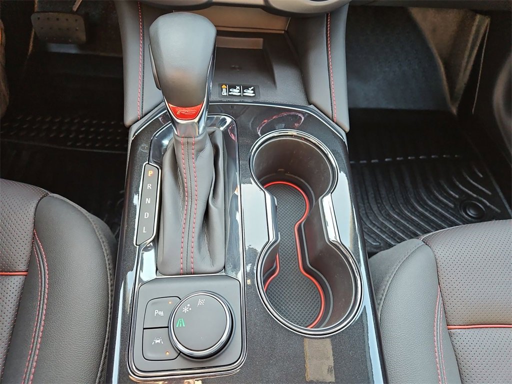 Used 2024 Chevrolet Blazer RS w/ Enhanced Convenience Package image 16