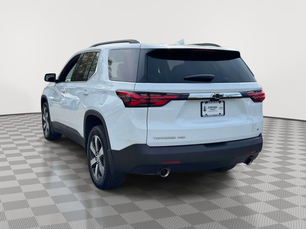 Used 2023 Chevrolet Traverse LT w/ LT Premium Package AWD/4WD image 4