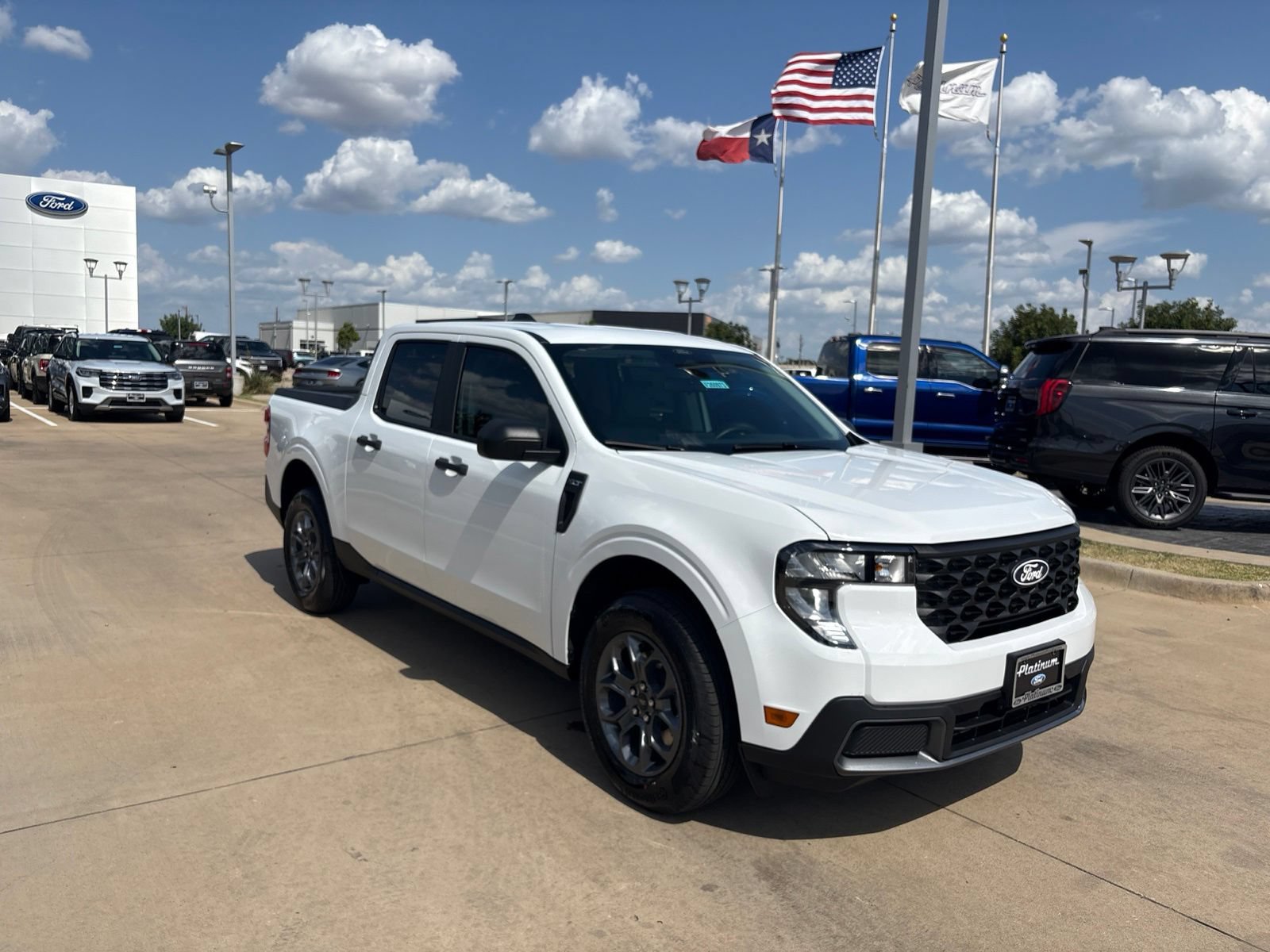 New 2026 Ford Maverick XLT w/ Equipment Group 301A AWD/4WD image 8