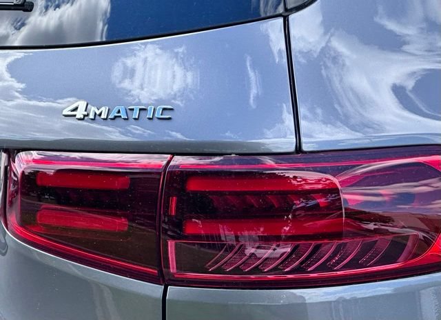 New 2026 Mercedes-Benz GLB 250 4MATIC image 12