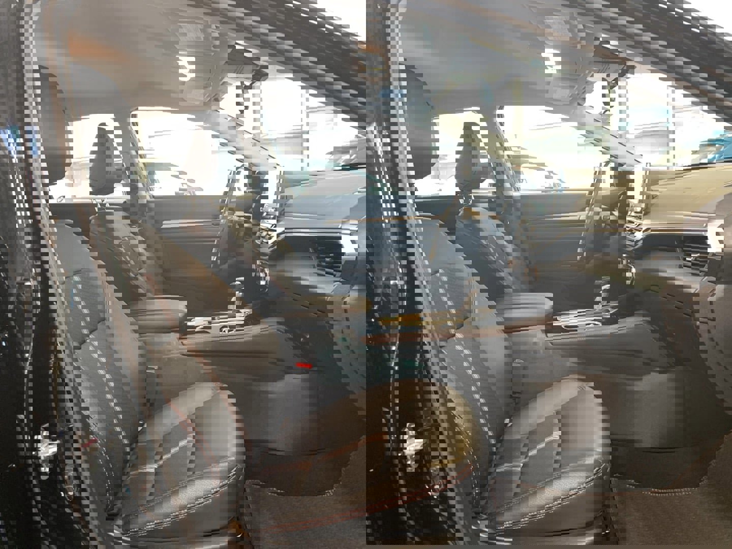 Used 2025 Nissan Altima 2.5 SR image 16