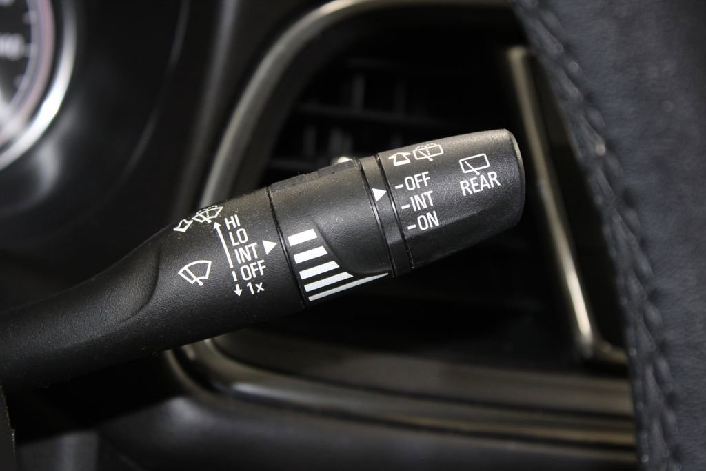 Used 2020 Buick Enclave Premium w/ Sun and Sites Package image 26