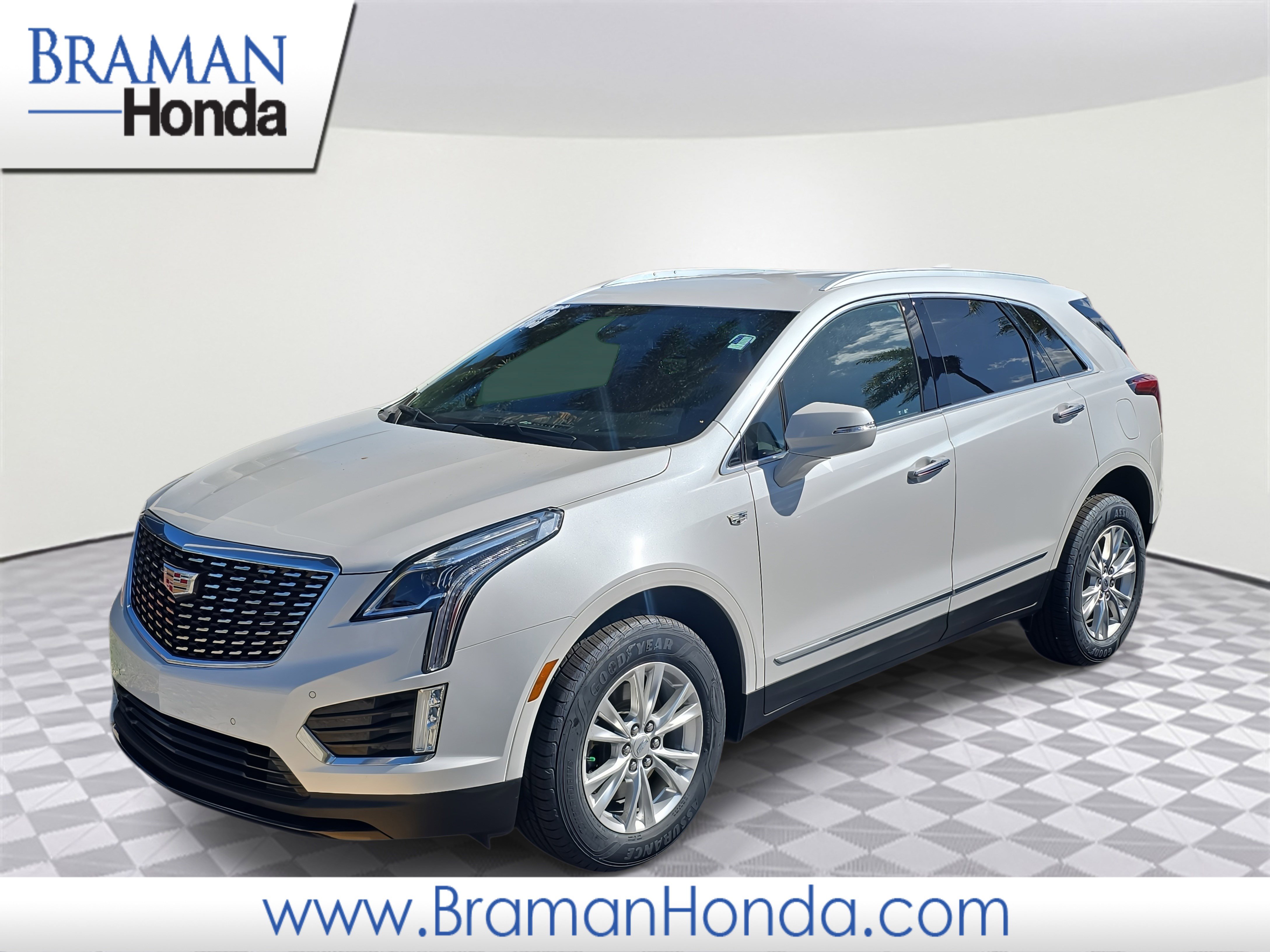 Used 2023 Cadillac XT5 Luxury image 1