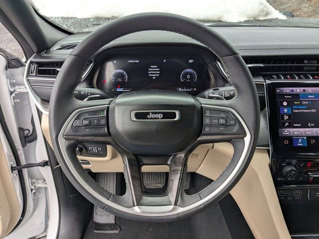 Certified 2023 Jeep Grand Cherokee Limited AWD/4WD image 14