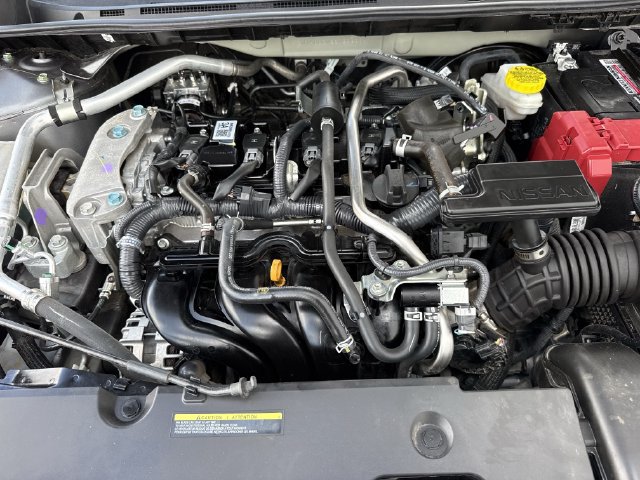 Used 2025 Nissan Sentra SV FWD image 31