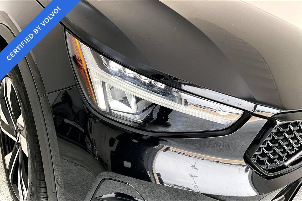 Certified 2024 Volvo XC40 B5 Plus w/ Protection Package Premier AWD/4WD image 35