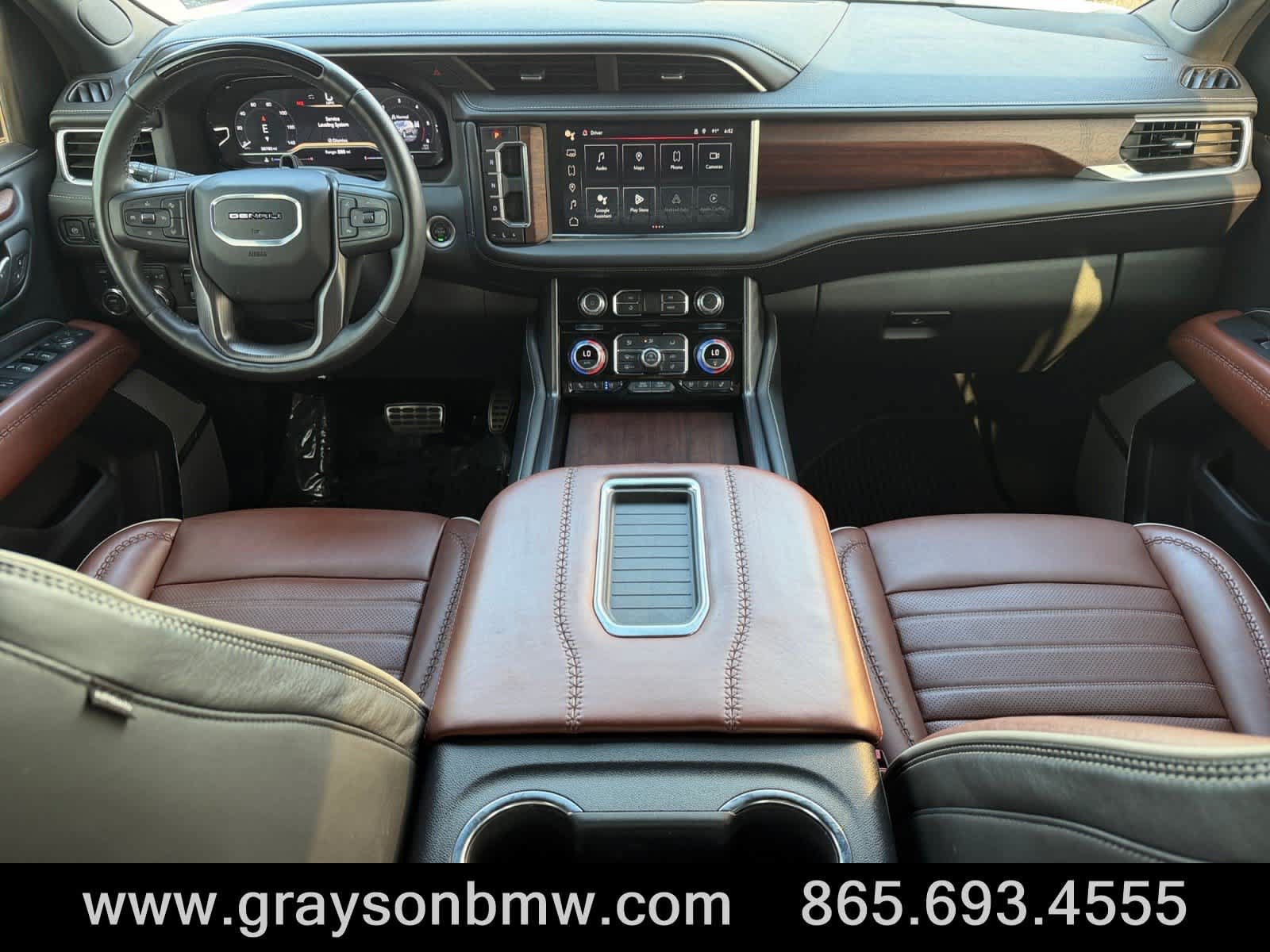 Used 2024 GMC Yukon XL Denali Ultimate AWD/4WD image 26