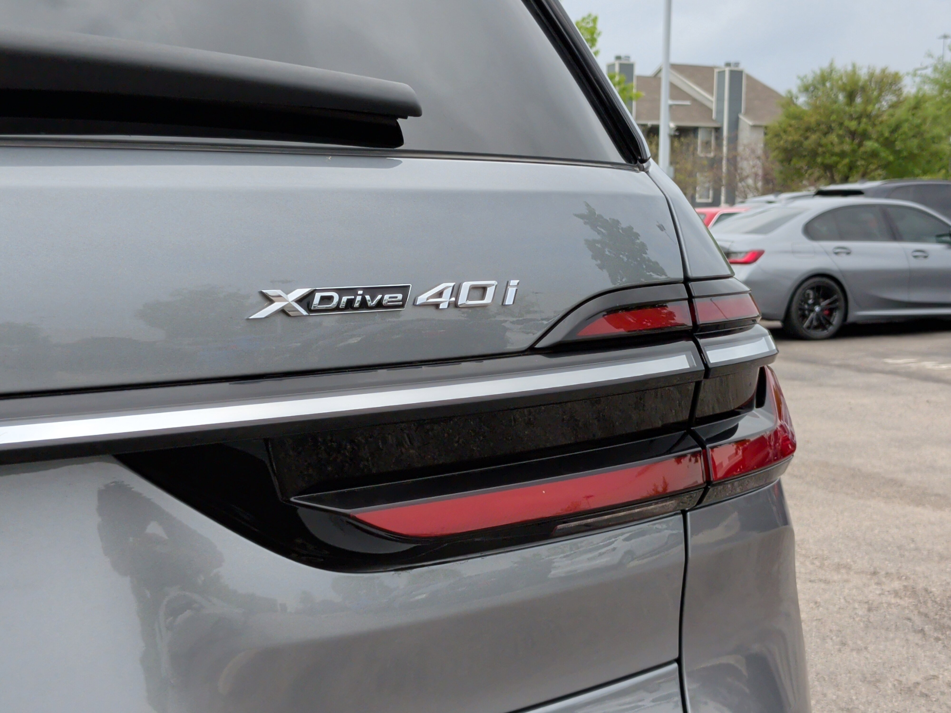 Certified 2024 BMW X7 xDrive40i w/ Executive Package image 46