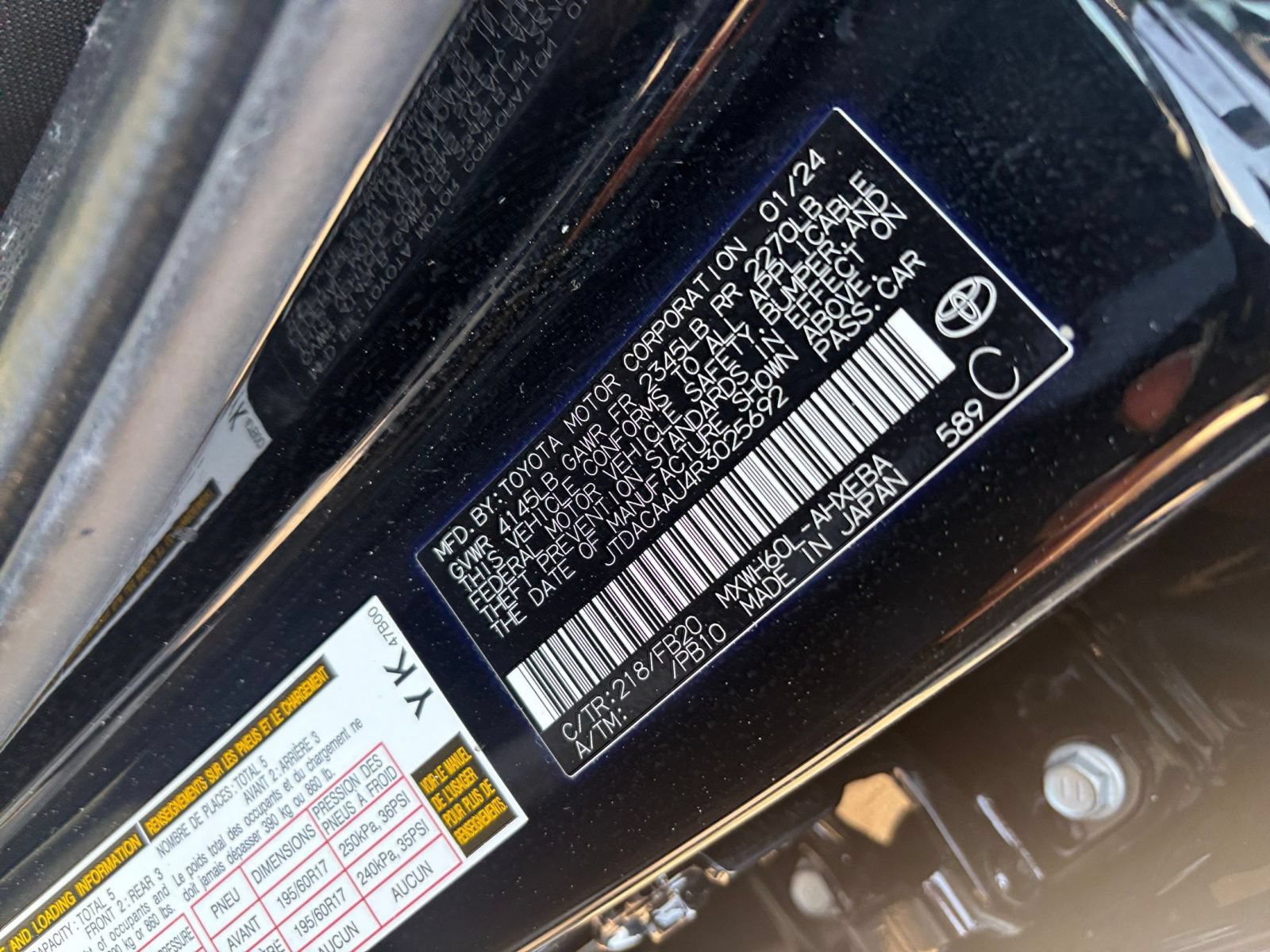 Used 2024 Toyota Prius LE FWD image 26