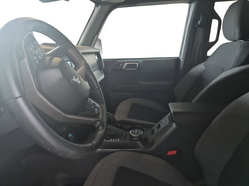Used 2023 Ford Bronco Big Bend w/ Sasquatch Package image 9