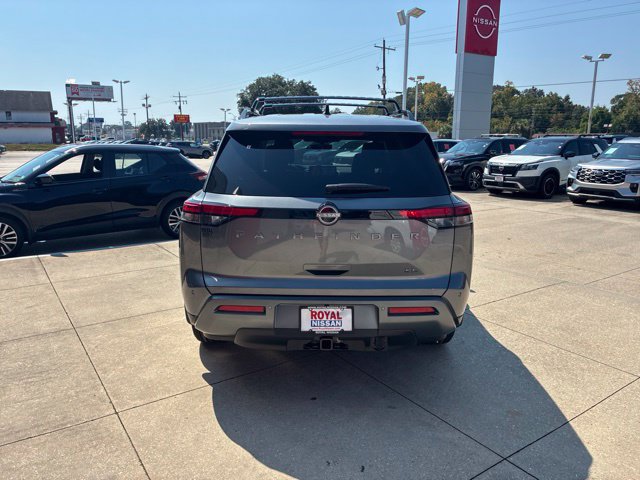 New 2026 Nissan Pathfinder SL w/ SL Premium Package FWD image 6