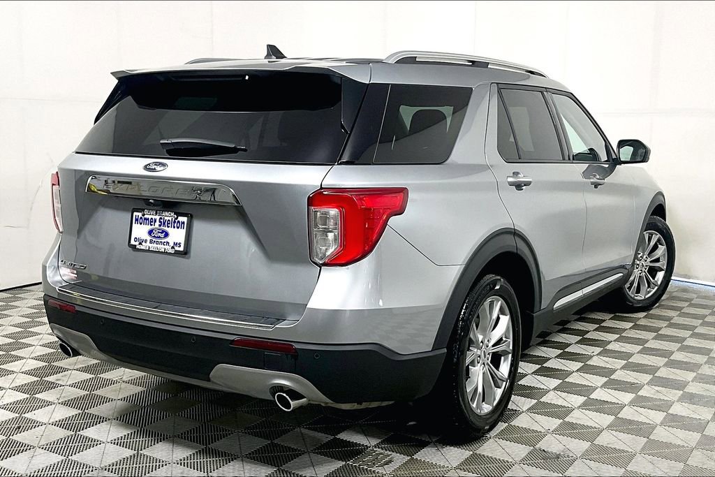 Used 2024 Ford Explorer Limited image 12