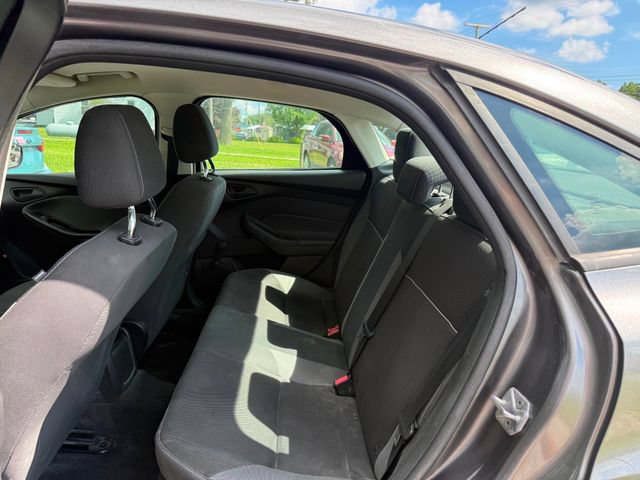 Used 2013 Ford Focus S FWD image 8