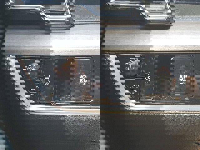 Used 2023 Kia Sportage X-Line w/ X-Line Premium Package image 30