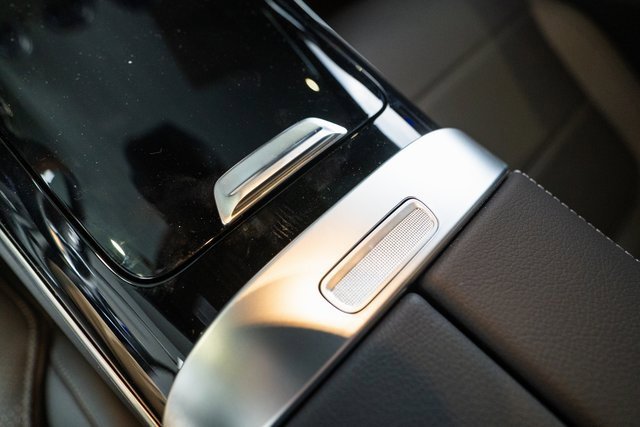 New 2026 Mercedes-Benz GLC 300 4MATIC image 24