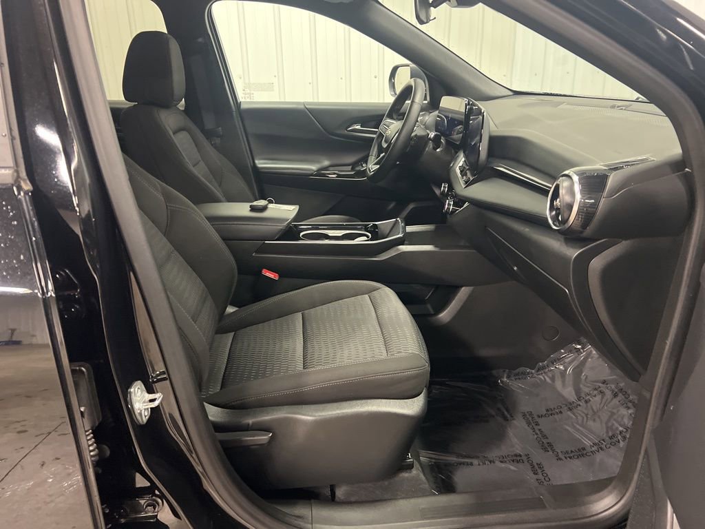 Certified 2025 Chevrolet Equinox LT image 9
