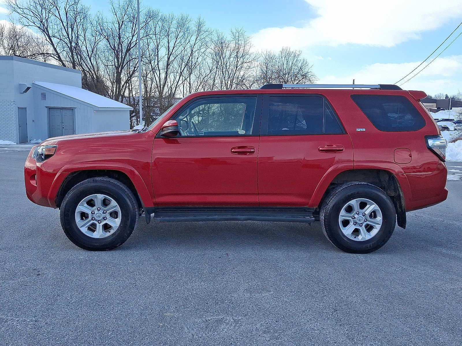 Used 2024 Toyota 4Runner SR5 image 4