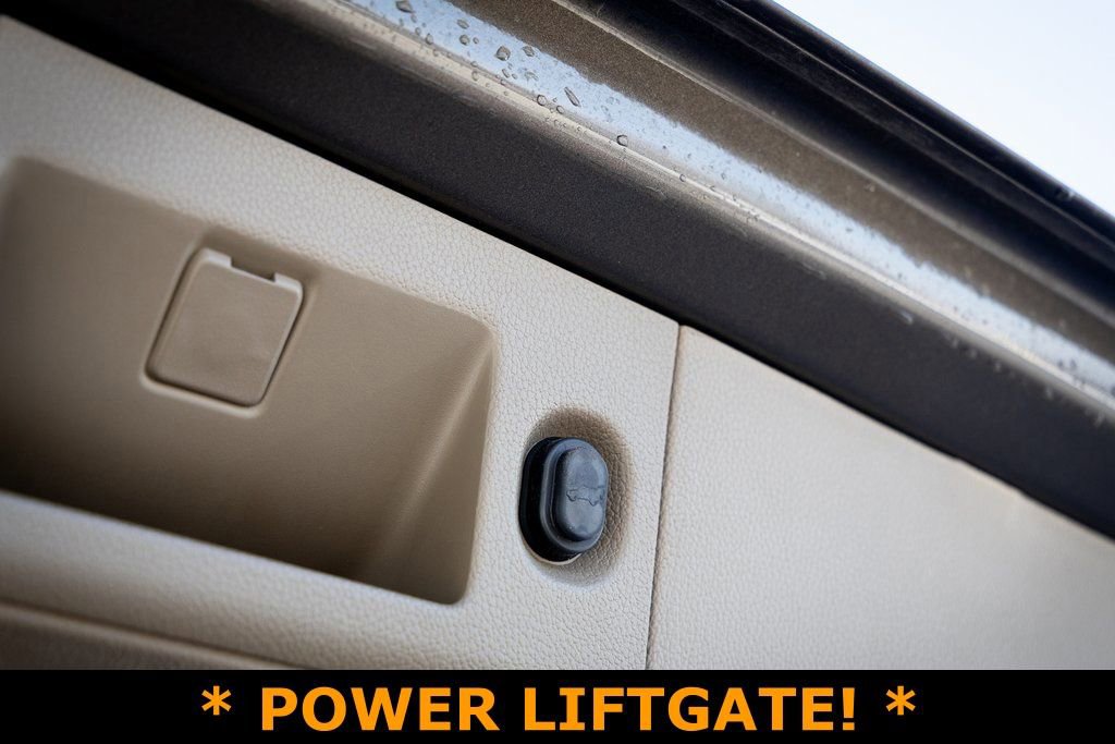 Used 2016 Chevrolet Tahoe LT image 14