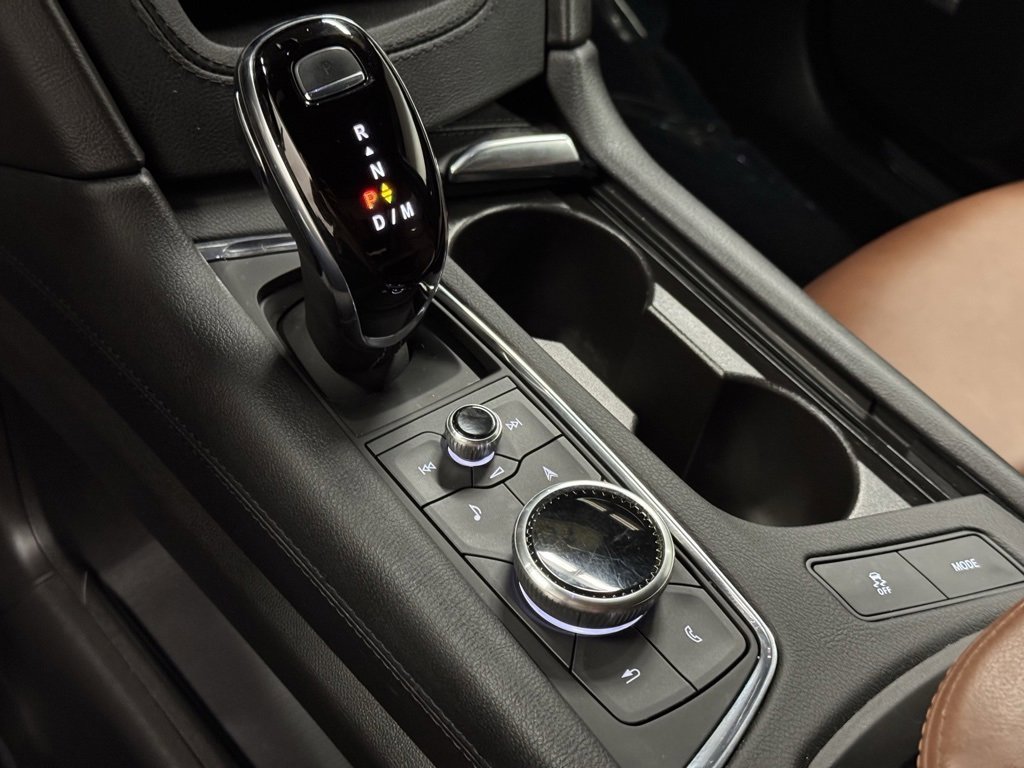 Used 2024 Cadillac XT5 Premium Luxury image 37