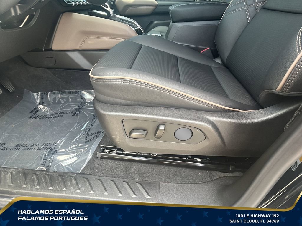 New 2026 GMC Canyon Denali AWD/4WD image 14