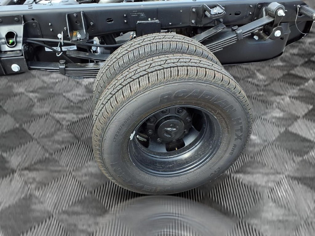 New 2027 RAM 3500 Tradesman AWD/4WD image 22