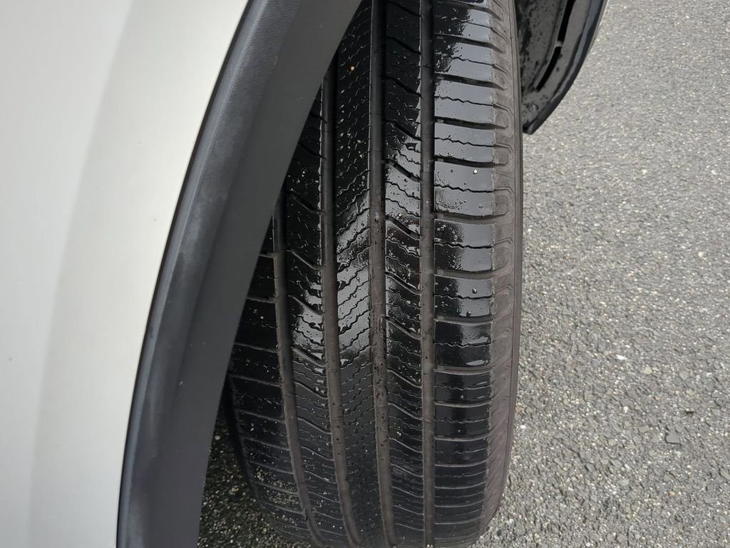 Used 2018 Volkswagen Atlas SE image 11