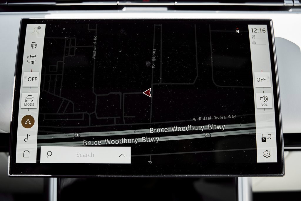 Used 2026 Land Rover Range Rover Long Wheelbase SE image 73