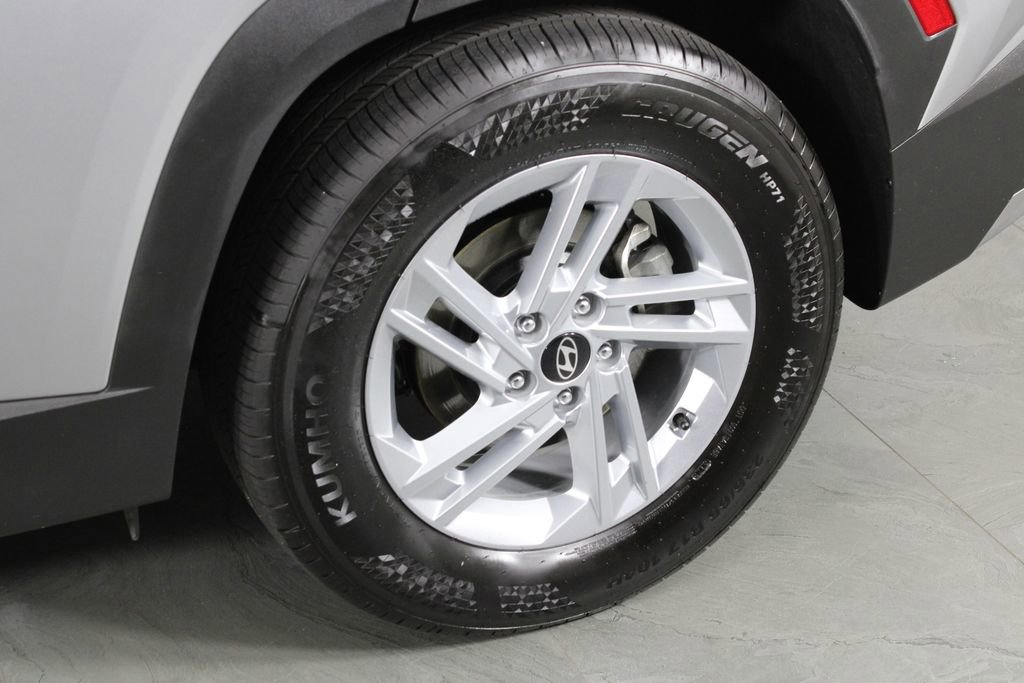 Certified 2026 Hyundai Tucson SE FWD image 13