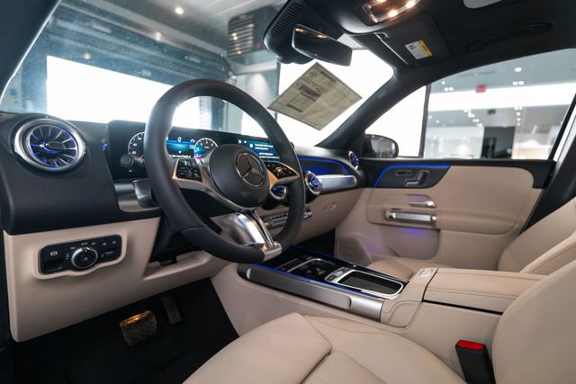 New 2026 Mercedes-Benz GLB 250 4MATIC image 4