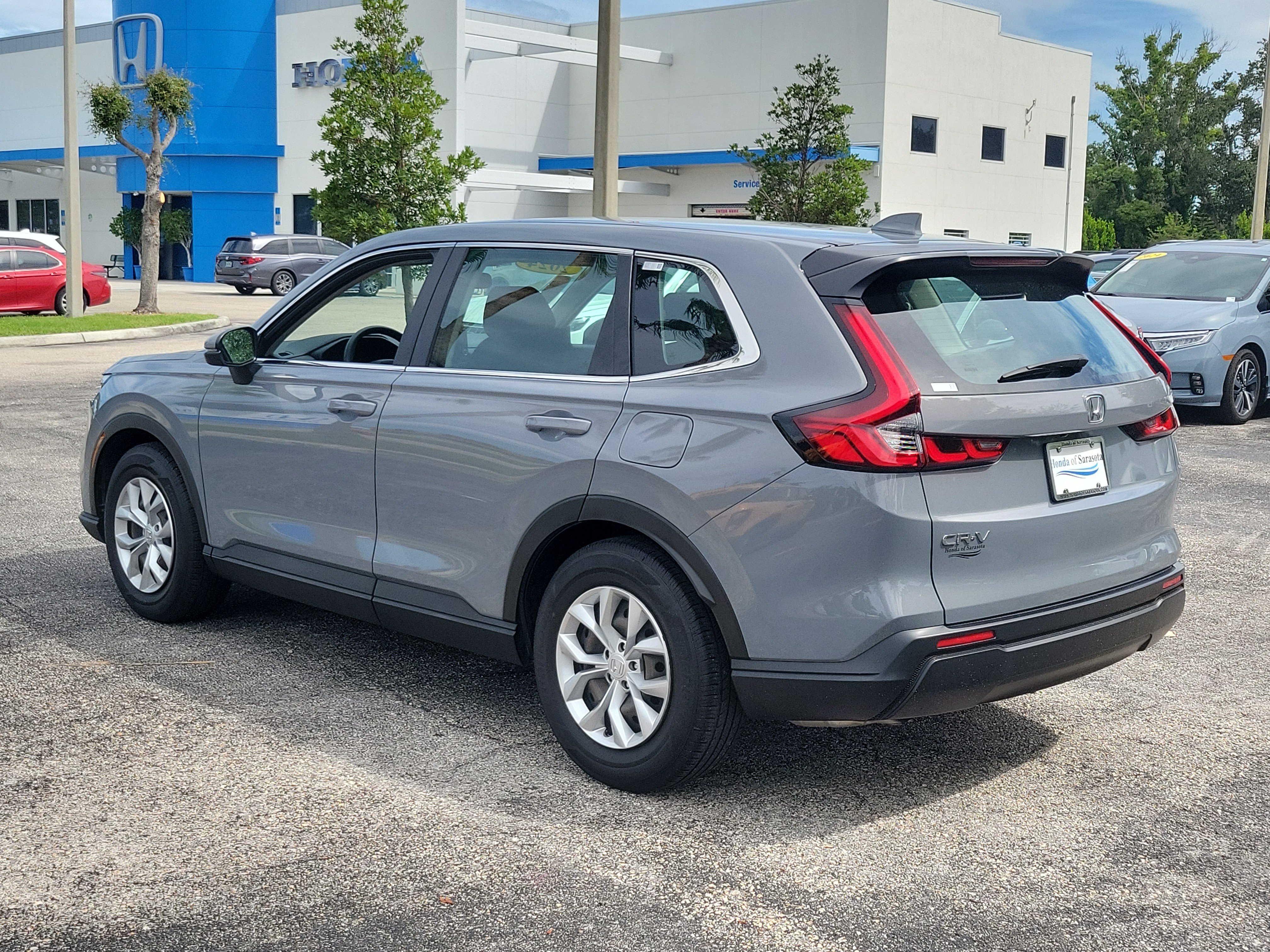 Used 2024 Honda CR-V LX image 5