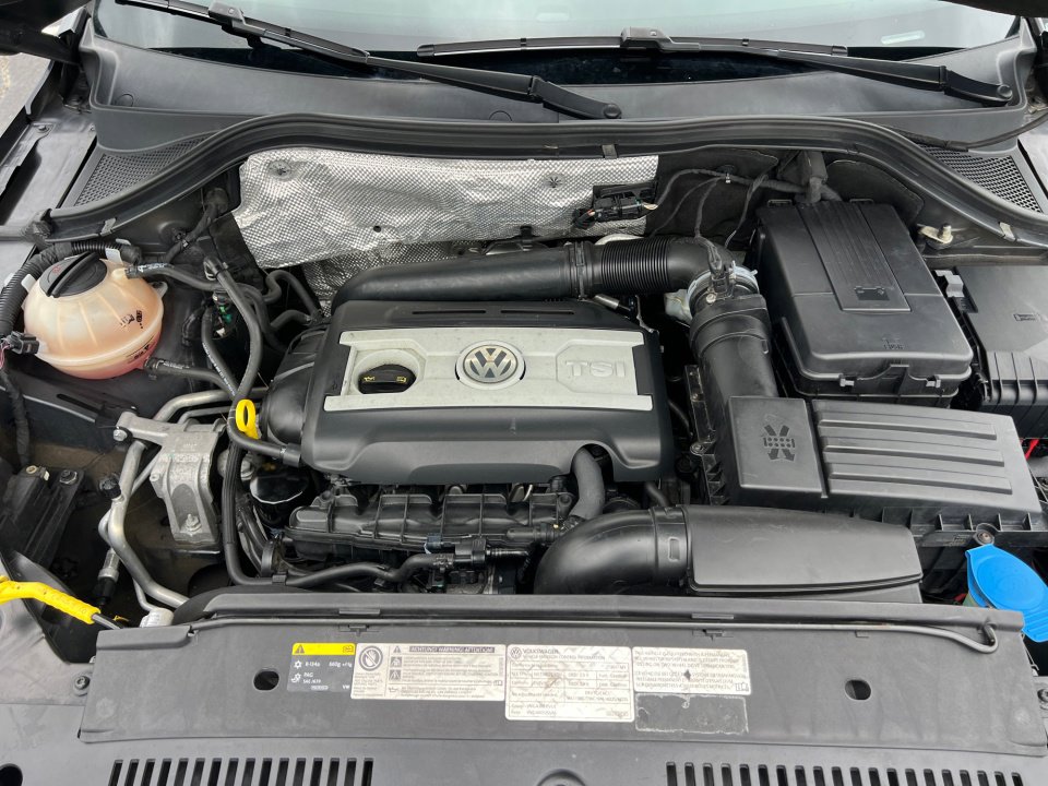 Used 2017 Volkswagen Tiguan S image 20