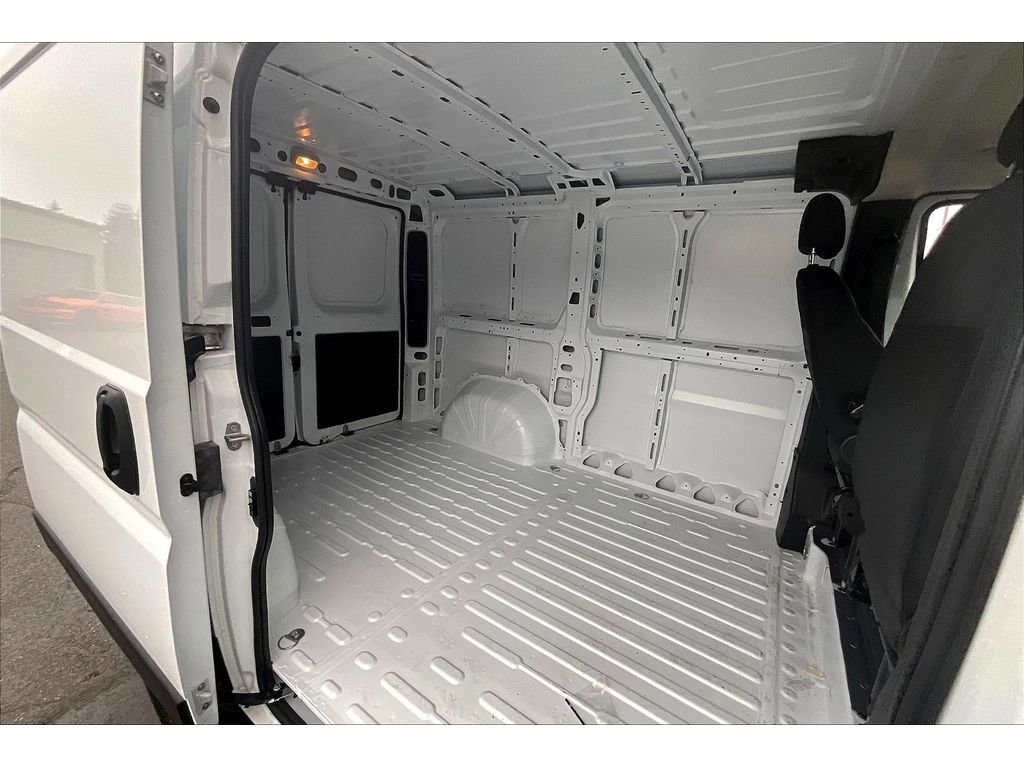 New 2026 RAM ProMaster 1500 w/ Convenience Group image 10