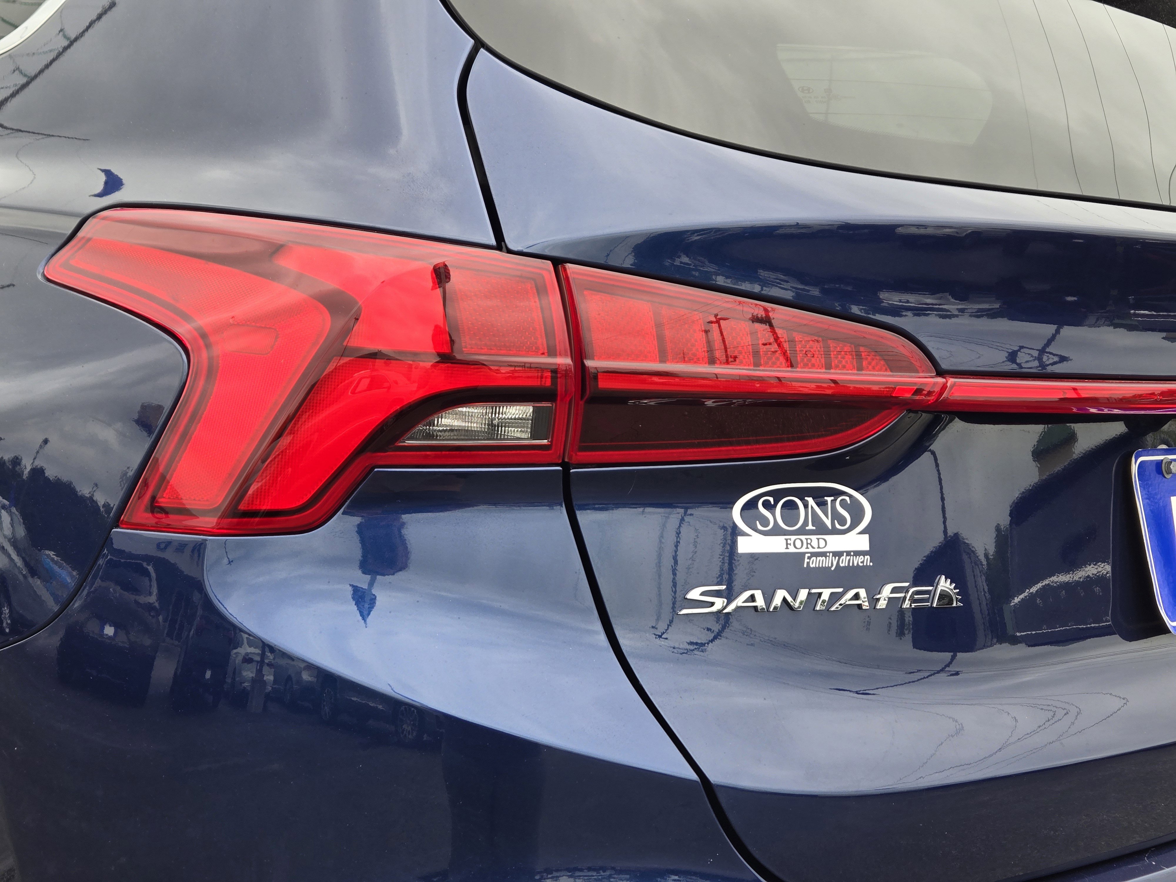 Used 2023 Hyundai Santa Fe SEL Premium AWD/4WD image 9