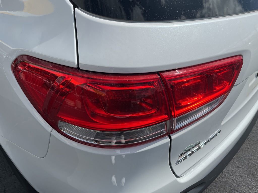 Used 2017 Kia Sorento LX w/ LX Convenience Package AWD/4WD image 20