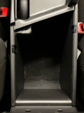 Used 2025 Hyundai Elantra Sport image 17