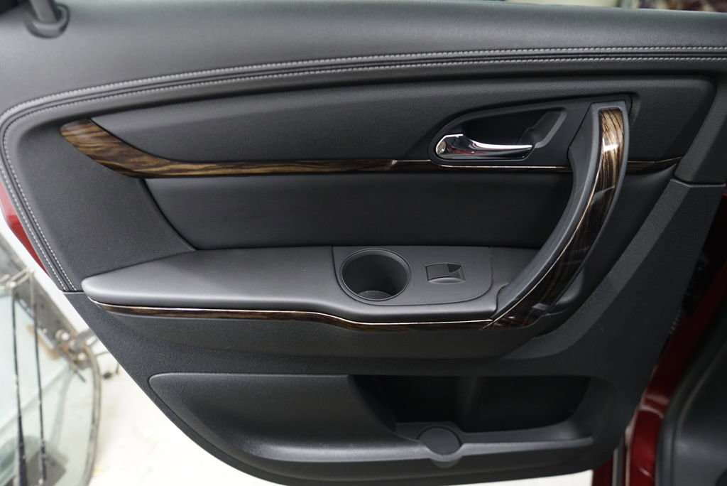 Used 2015 GMC Acadia Denali image 39