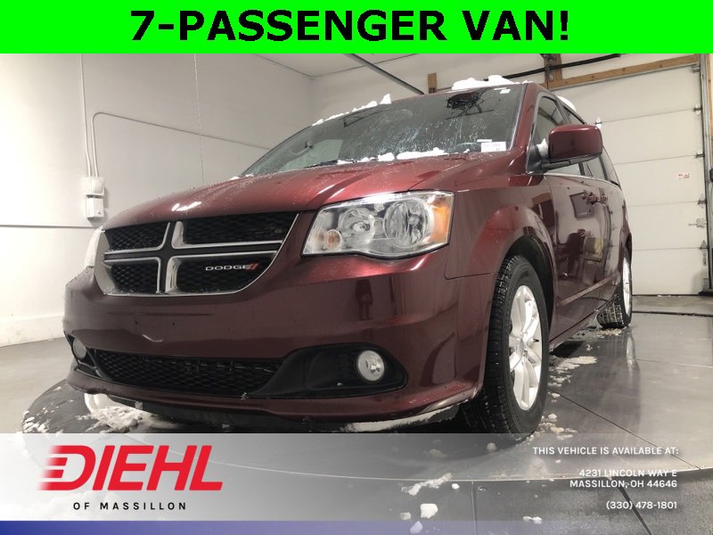 Used 2018 Dodge Grand Caravan SXT image 3