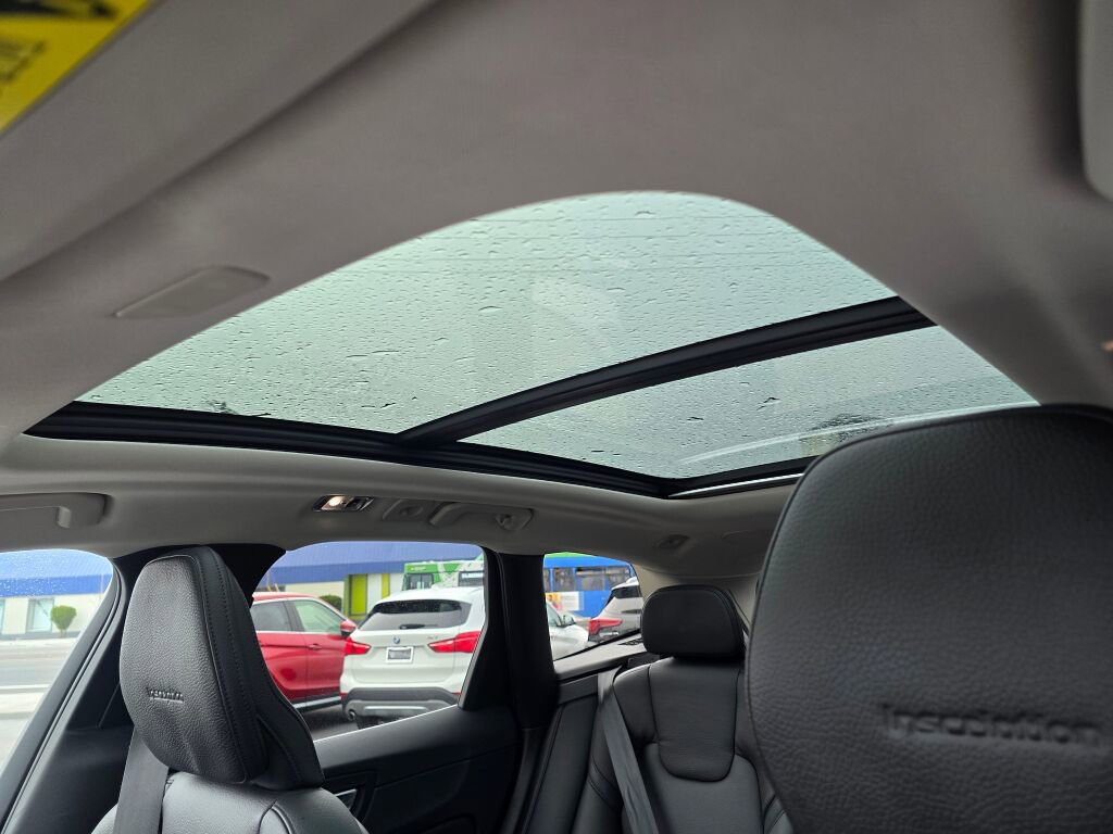 Used 2020 Volvo XC60 T5 Inscription w/ Protection Package Premier image 34