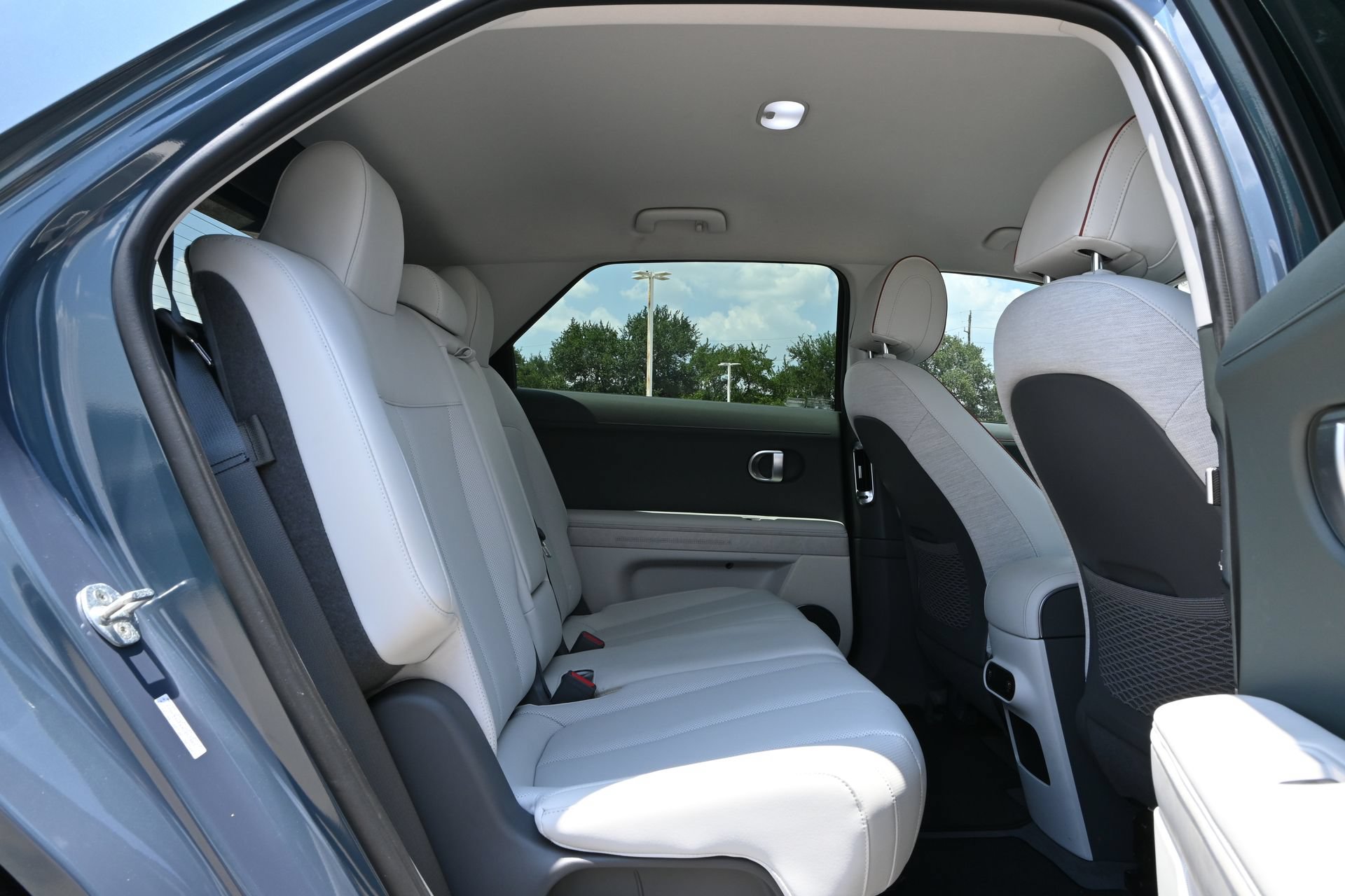 Used 2022 Hyundai Ioniq 5 SEL RWD image 24