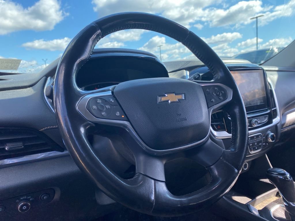 Used 2020 Chevrolet Traverse LT w/ Driver Confidence II Package image 8