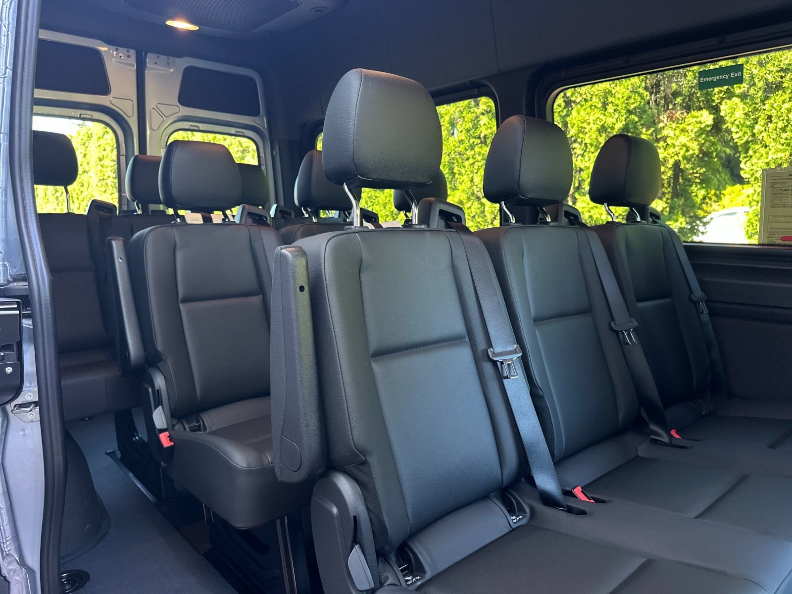 Used 2025 Mercedes-Benz Sprinter 2500 image 15