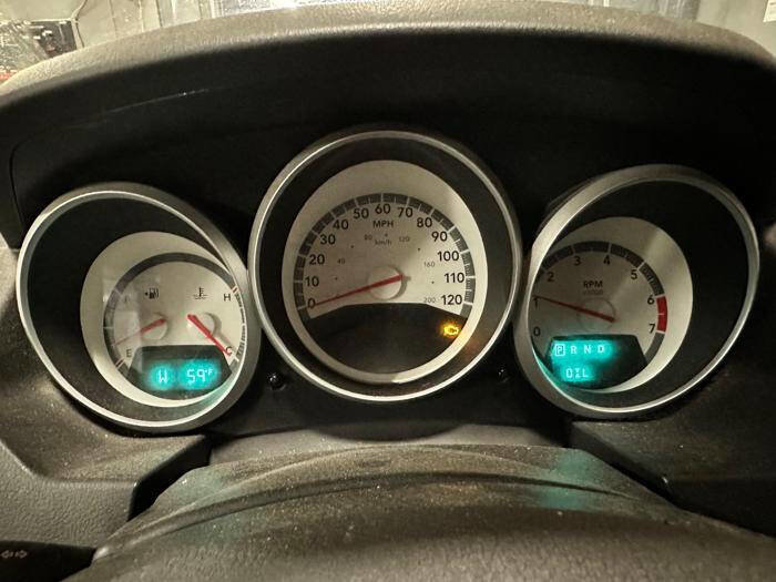 Used 2010 Dodge Grand Caravan SE FWD image 34