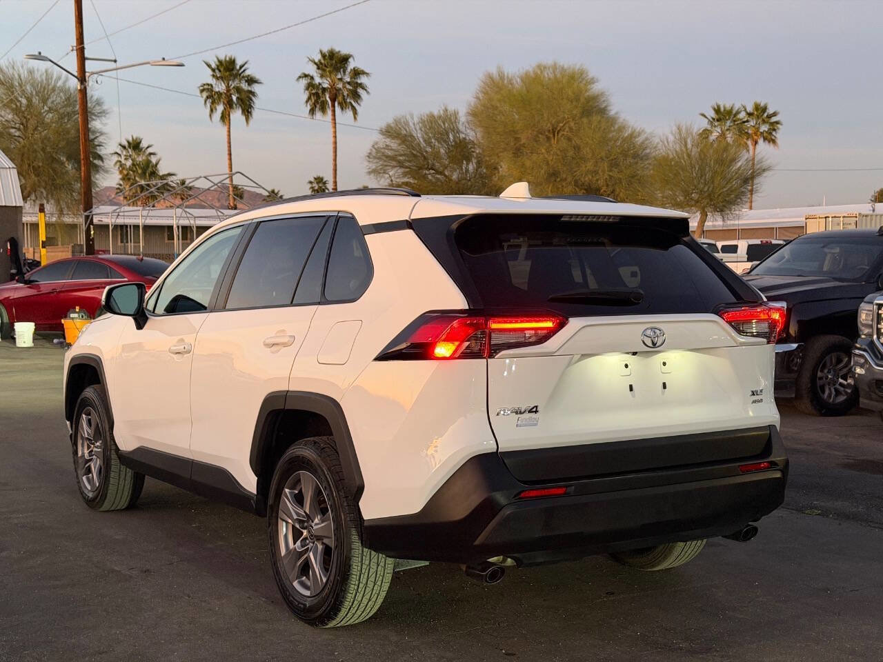 Used 2024 Toyota RAV4 XLE w/ Convenience Package image 8
