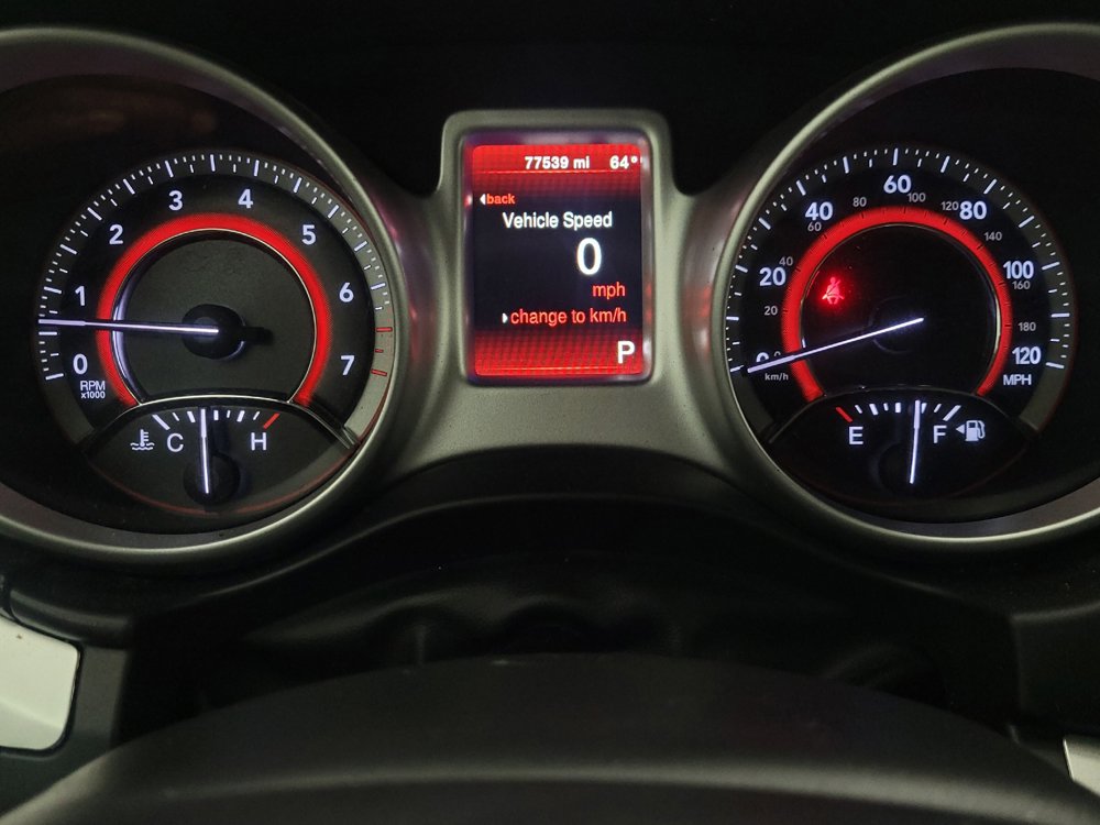 Used 2018 Dodge Journey SXT w/ Blacktop Package FWD image 23